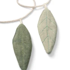 Dear April Beech Girlande Leaves